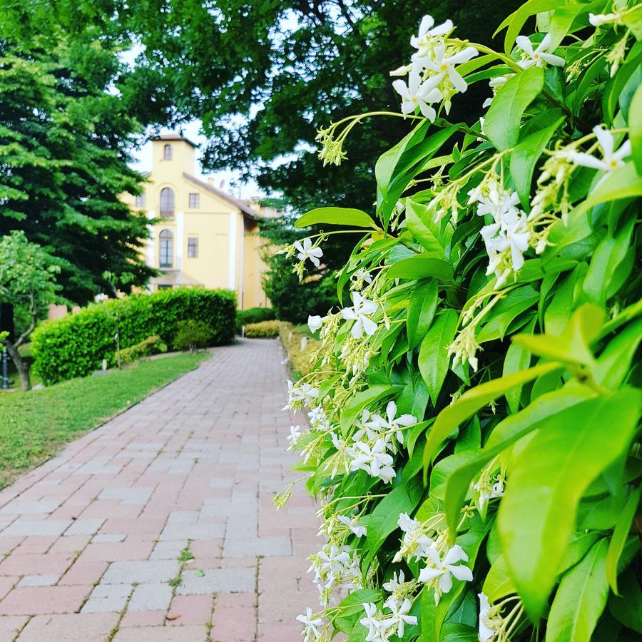 Casa Dei Frati Hotel Asti Luaran gambar