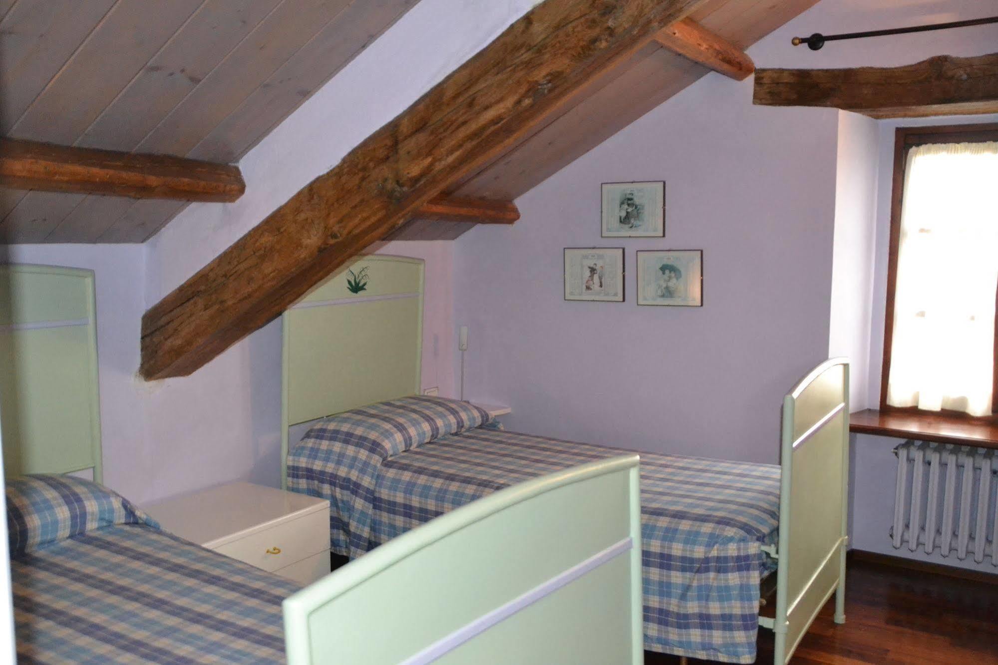 Casa Dei Frati Hotel Asti Luaran gambar