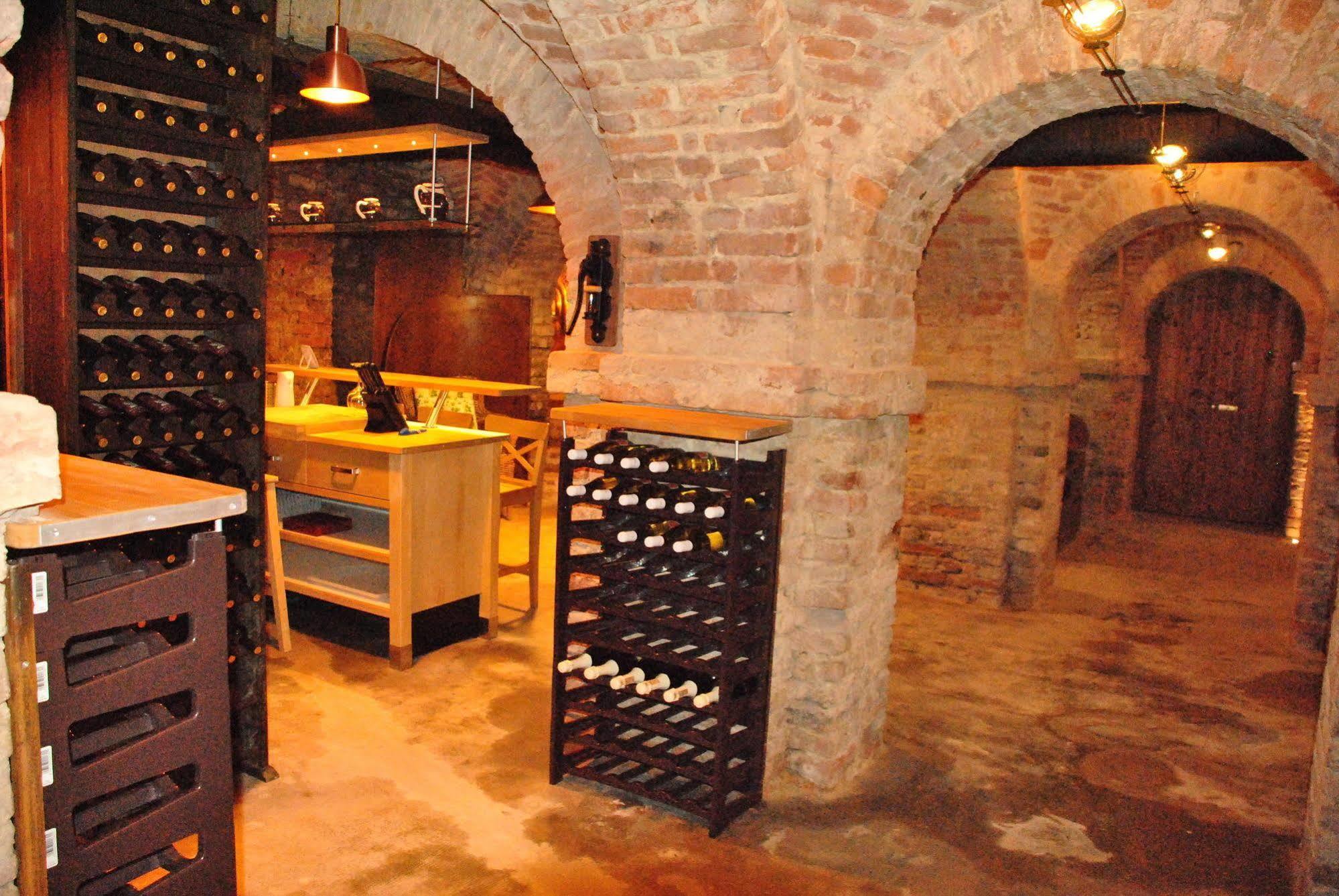 Casa Dei Frati Hotel Asti Luaran gambar